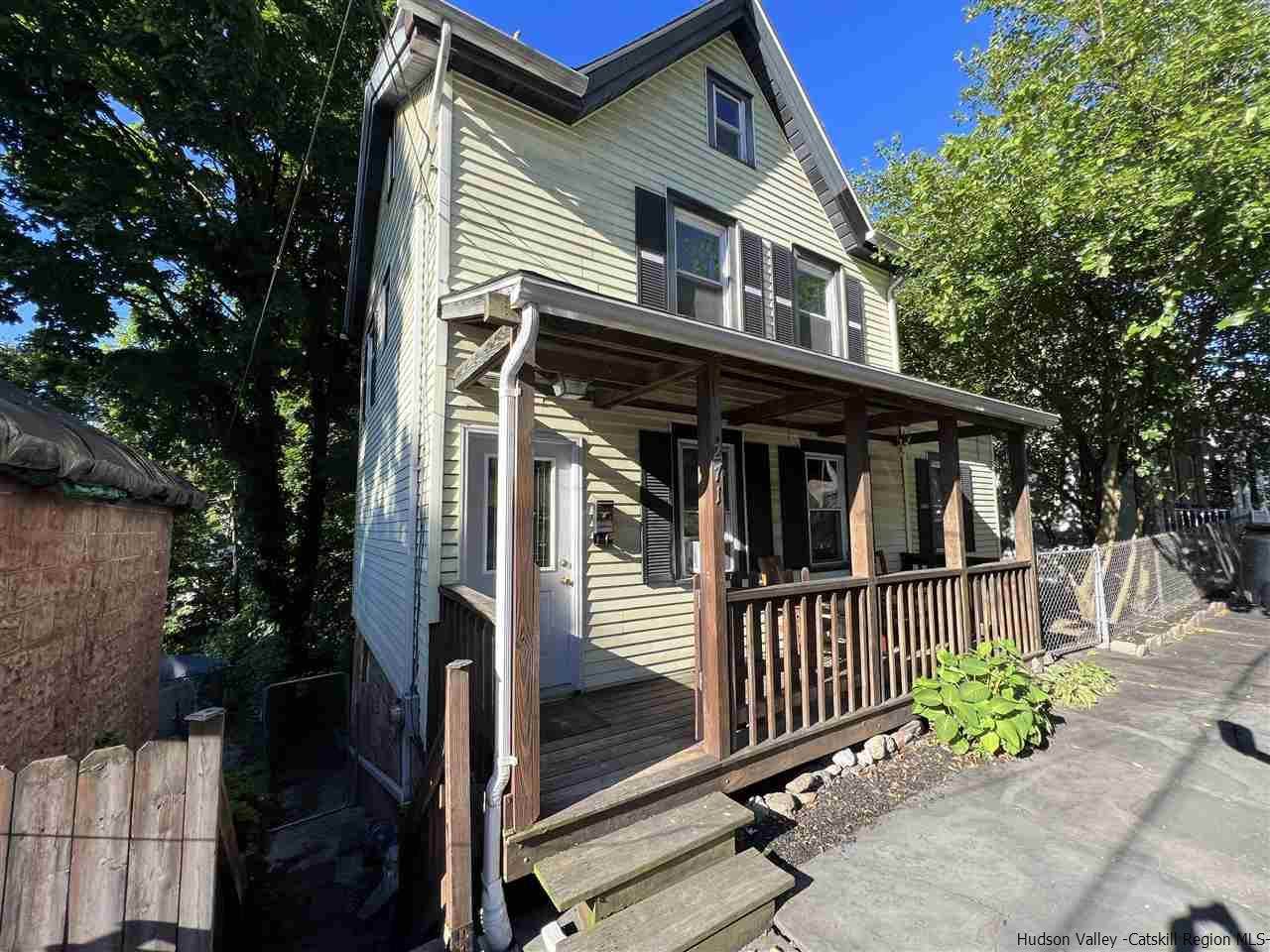 271 Hasbrouck Avenue - Photo 1