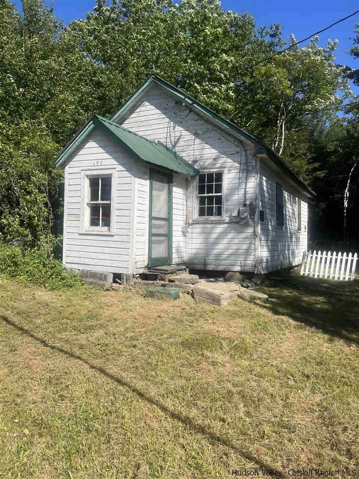 498 Yeagerville Road - Photo 1
