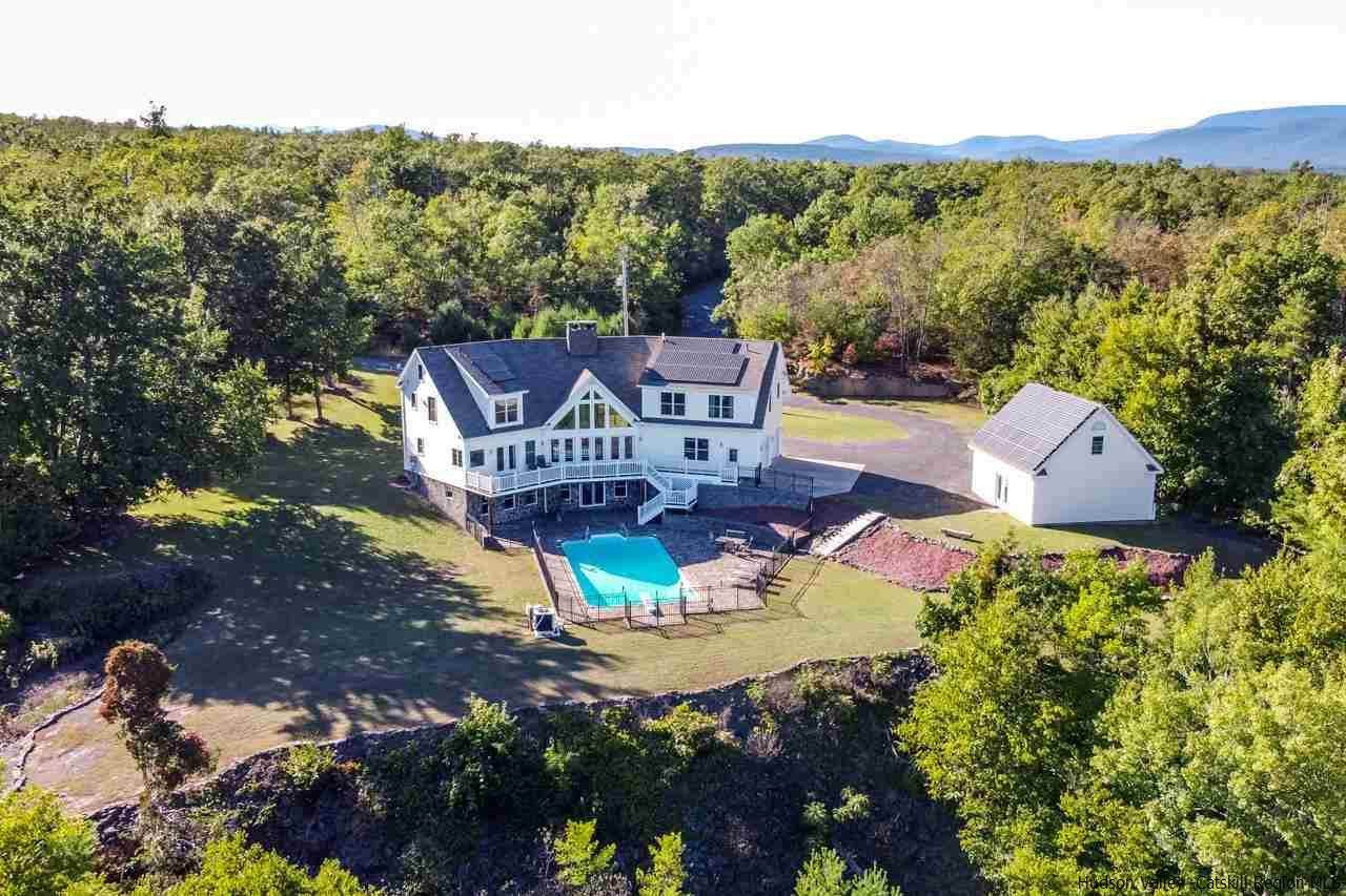 157 East Ridge Drive - Photo 1