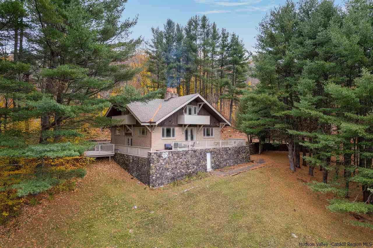 54 Burnham Hollow Road - Photo 1