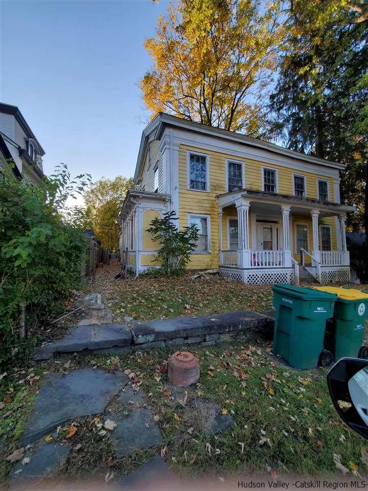 16 St Marks Place - Photo 1
