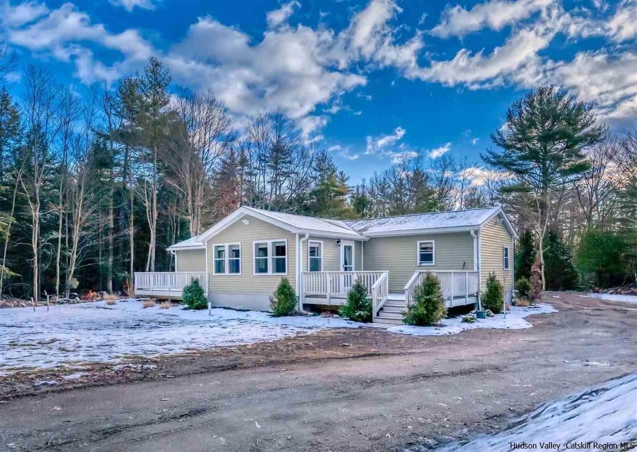 1388 Glasco Turnpike - Photo 1