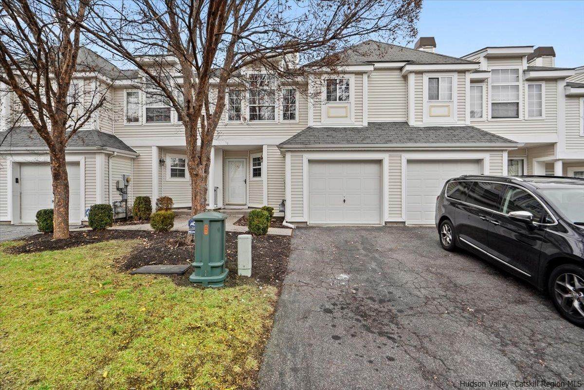 120 Delafield Lane - Photo 1