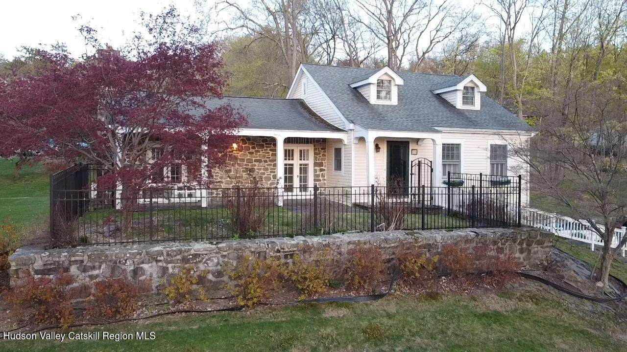 39 Shore Drive - Photo 1