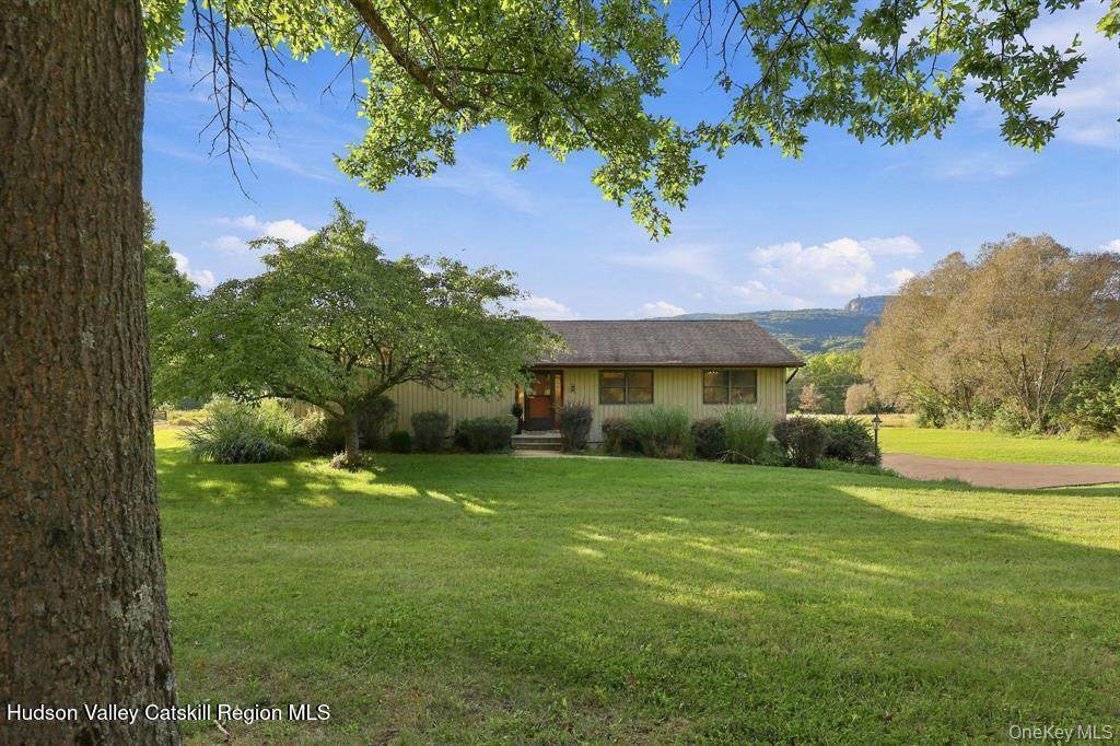 510-512 Albany Post Road - Photo 1