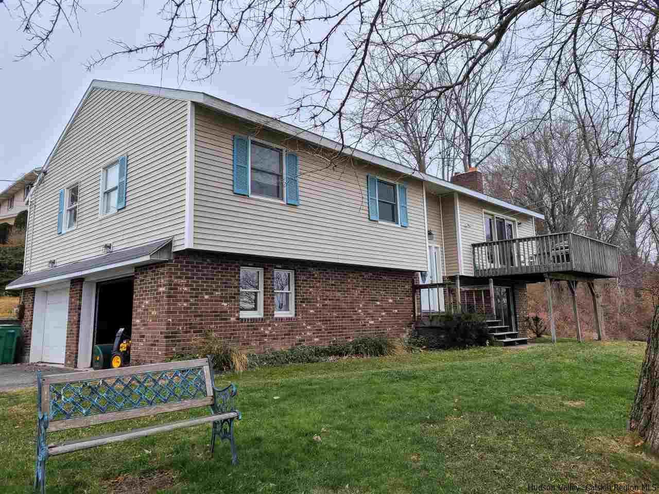 98 Latham Circle - Photo 1