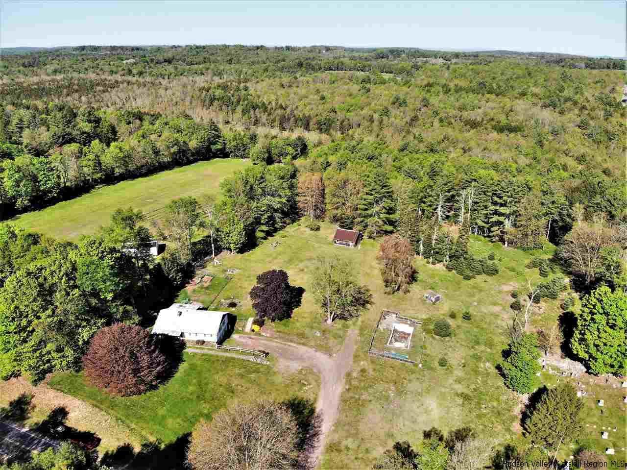 425 Horseshoe Lake Road - Photo 1