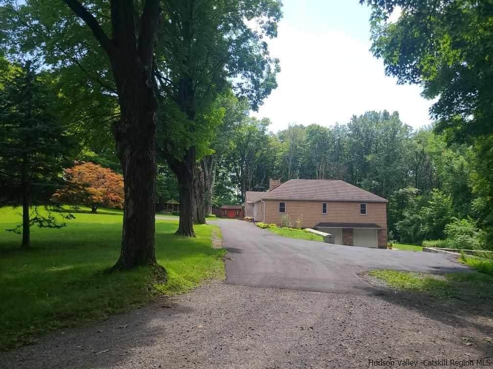 7 Country Lane - Photo 1