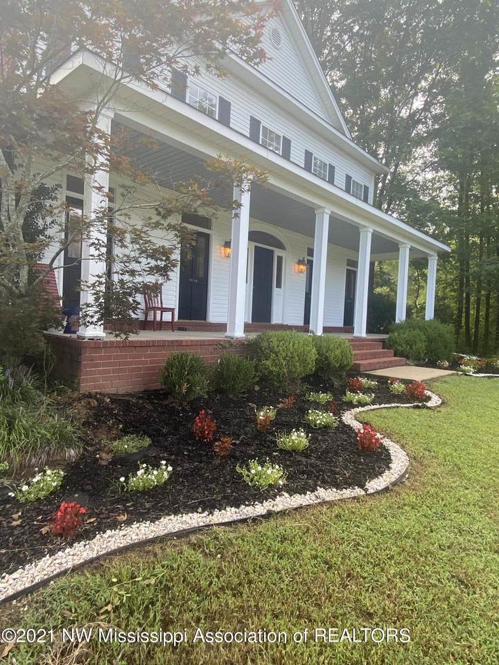 4150 Sharon Drive - Photo 1