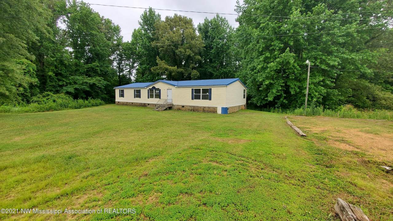 3160 Bluff Road - Photo 1