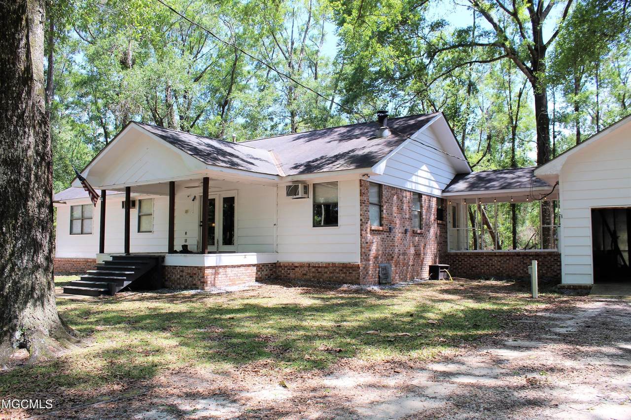 1193 Holland Road - Photo 1