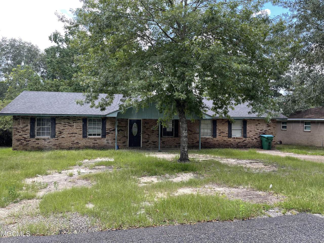 12391 Simpson Road - Photo 1