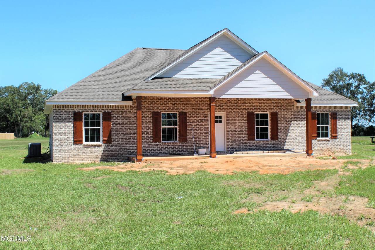 2108 Rocky Creek Road - Photo 1