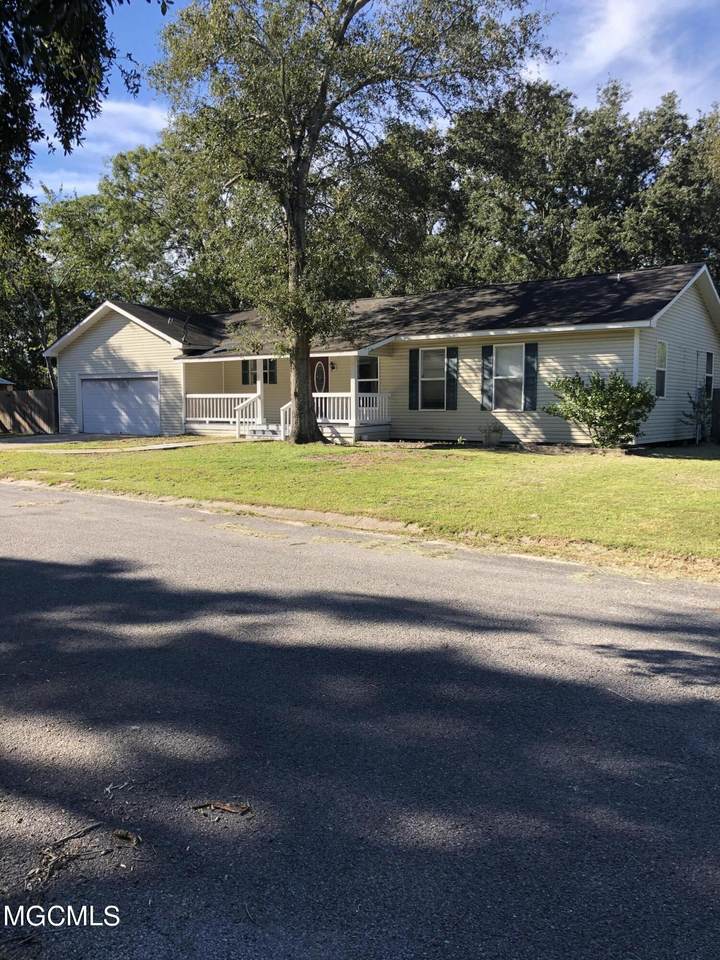 1707 Harrison Avenue - Photo 1