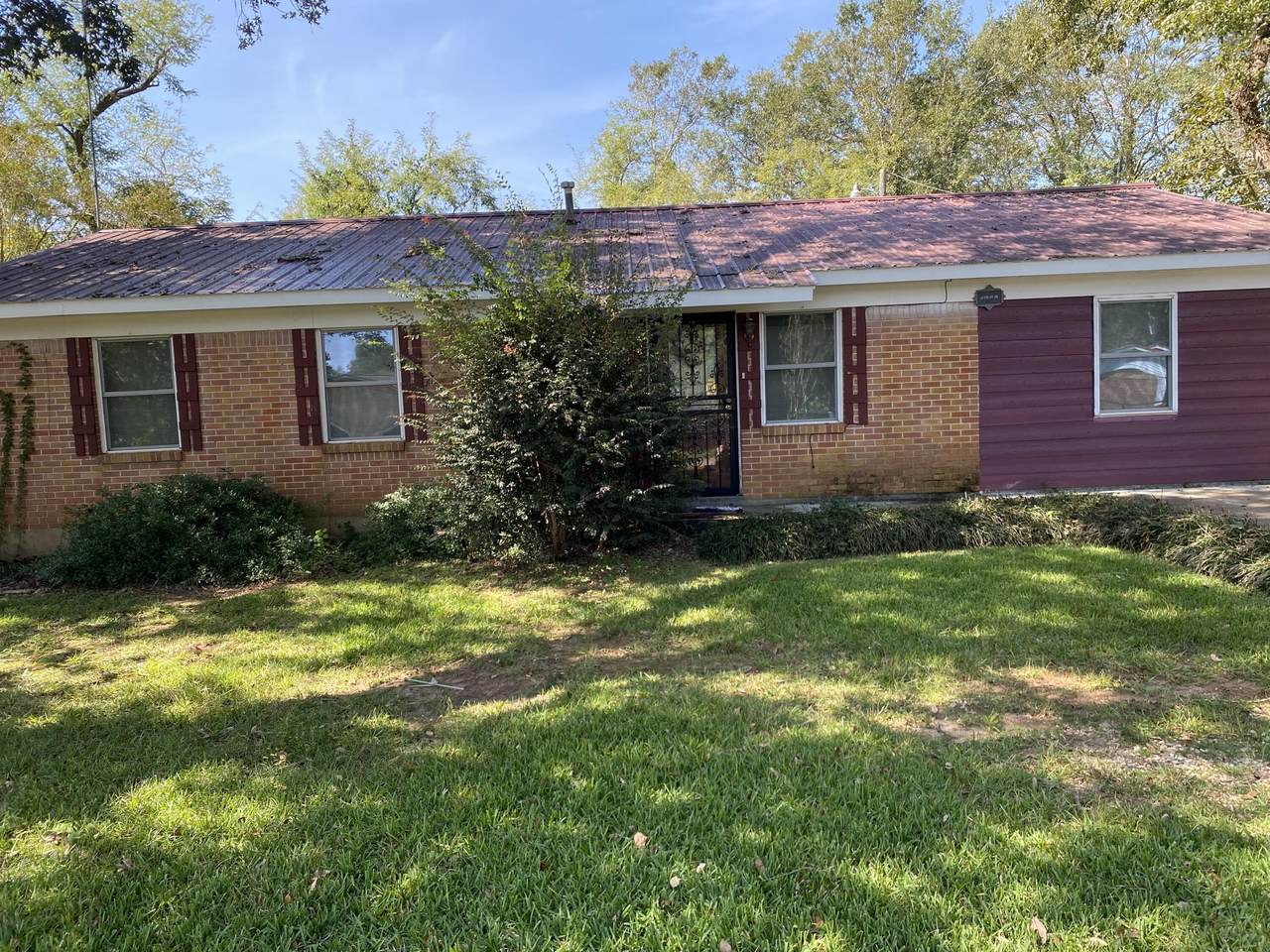 69 Pecan Drive - Photo 1