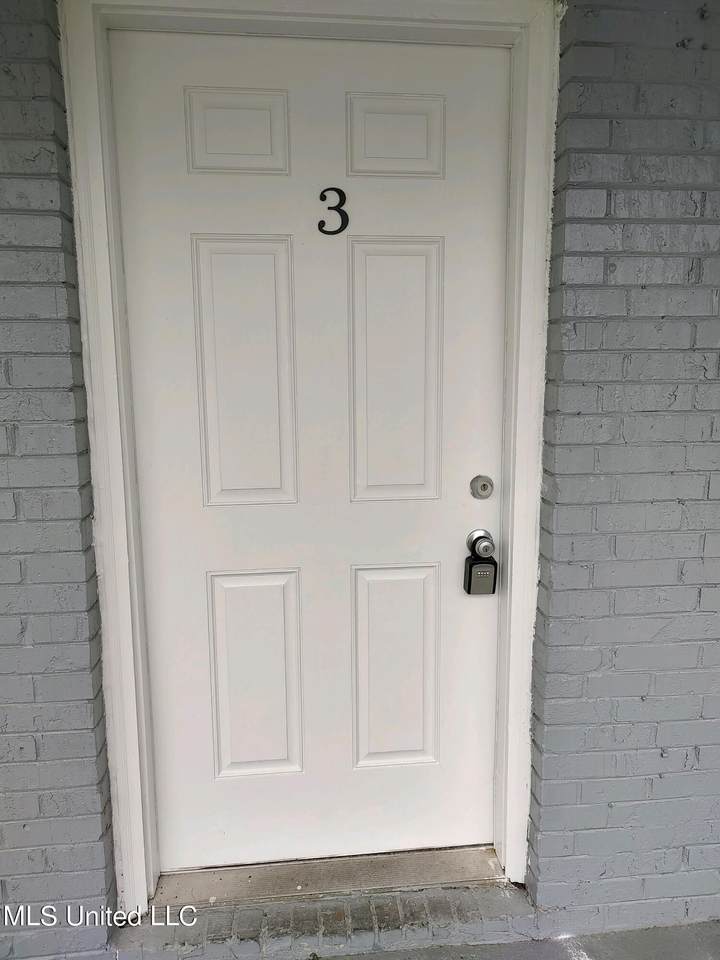 https://bt-photos.global.ssl.fastly.net/united/1280_boomver_1_4002517-2.jpg