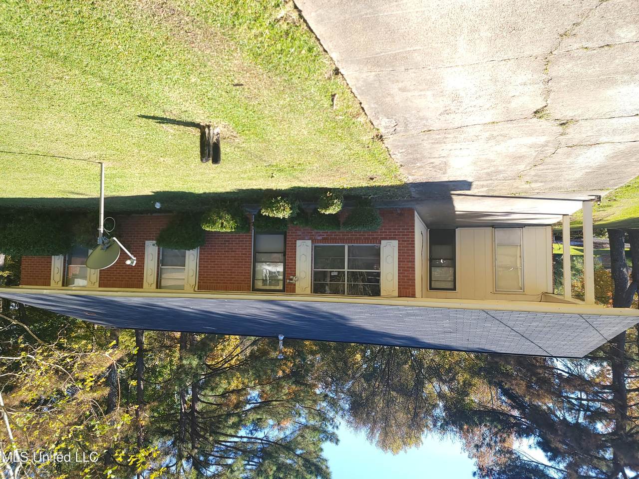 137 Nearway Drive - Photo 1