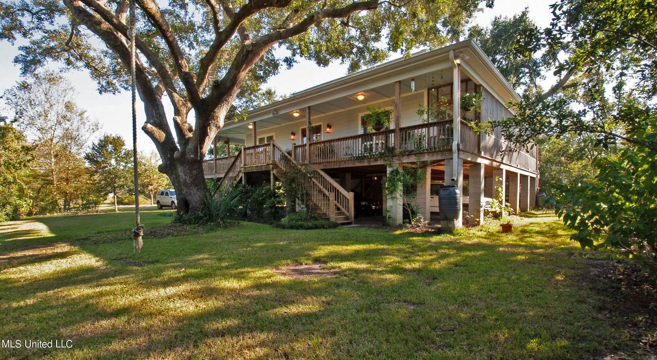 138 St Charles Street - Photo 1