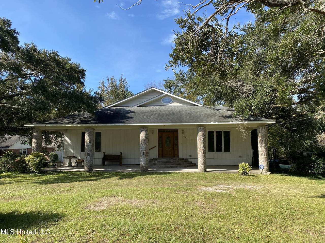 4921 Courthouse Road - Photo 1