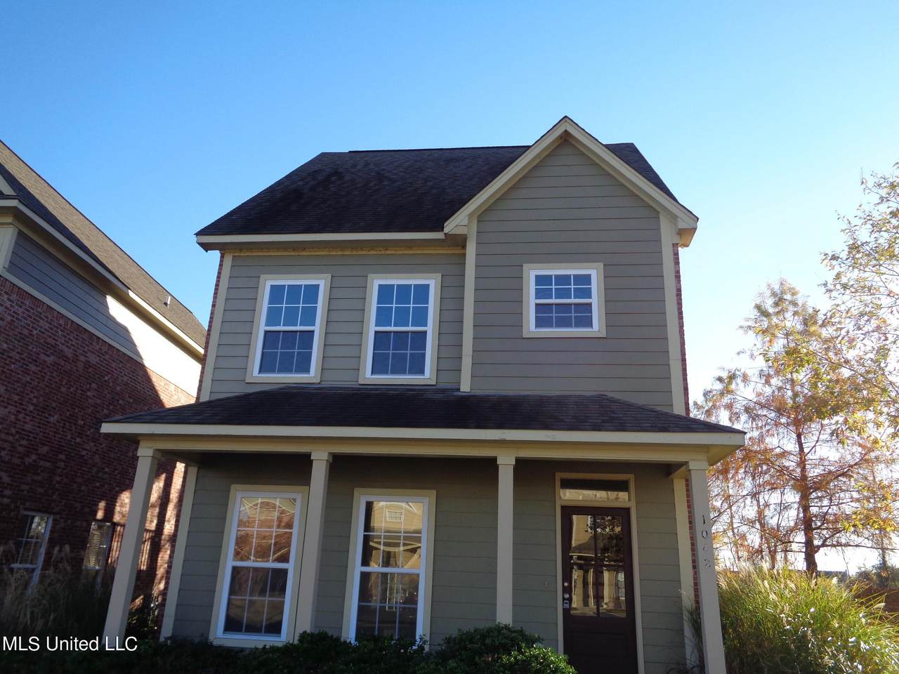 1042 Soleil Drive - Photo 1
