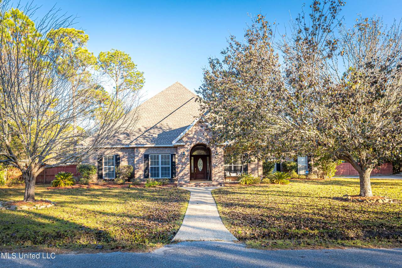 8724 Live Oak Avenue - Photo 1