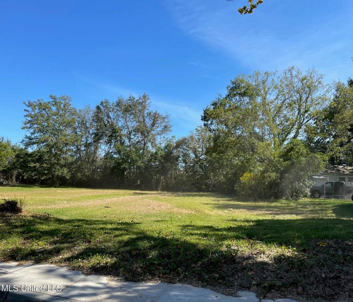 260 Crawford Street - Photo 1