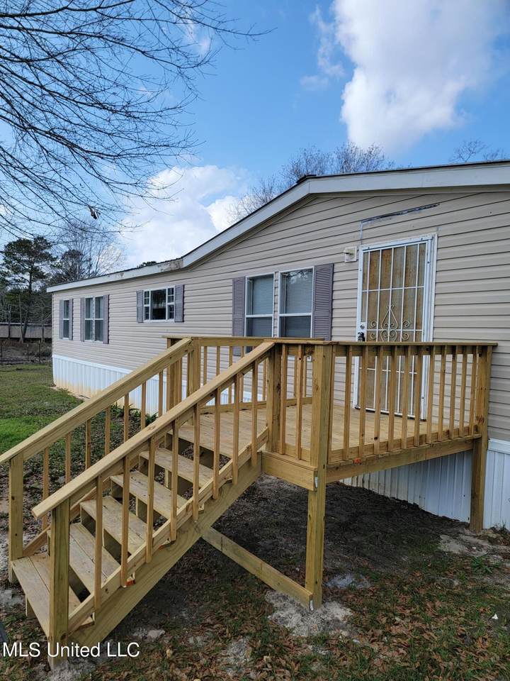 111 Grady Diamond Road - Photo 1