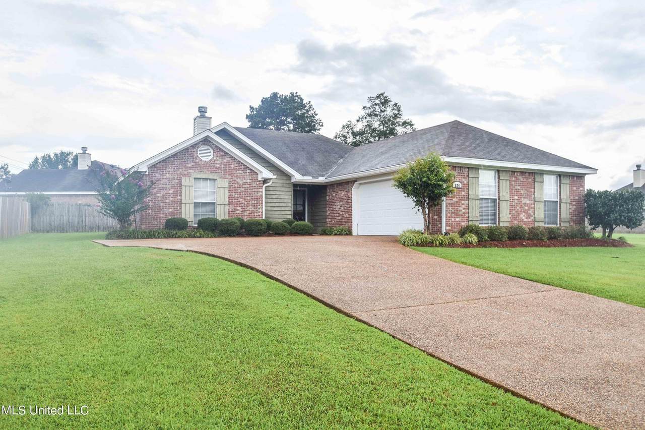 624 Post Oak Place - Photo 1