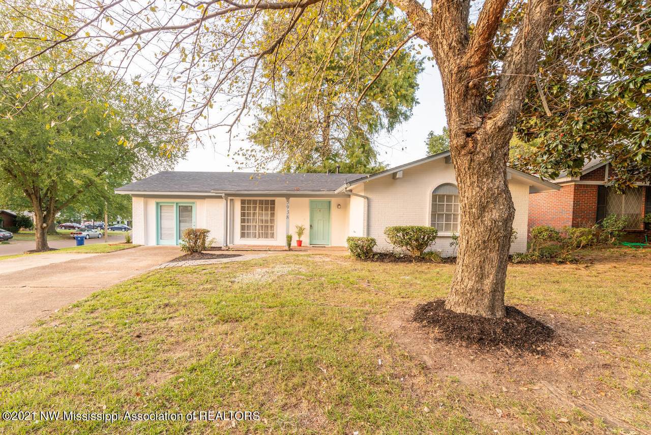 5938 Shannon Drive - Photo 1