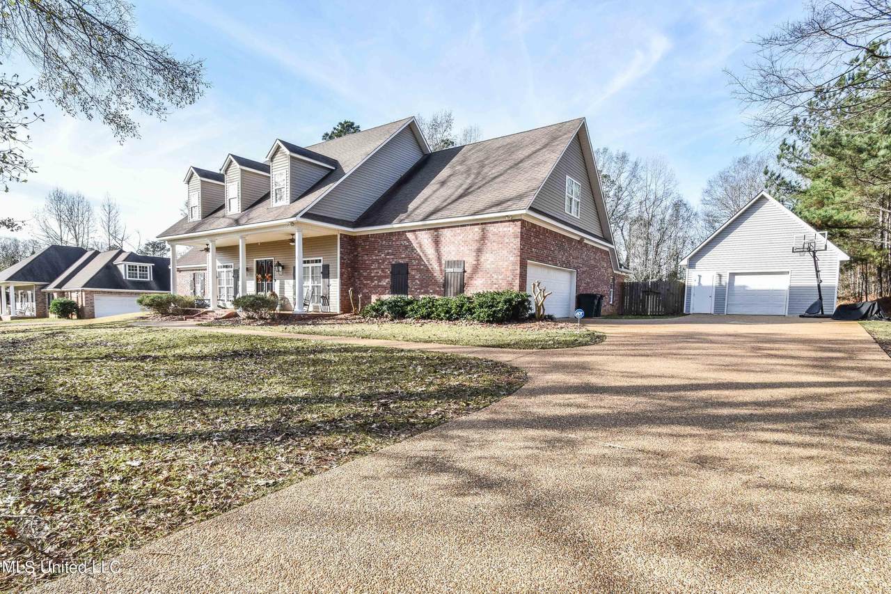 254 Post Oak Lane - Photo 1