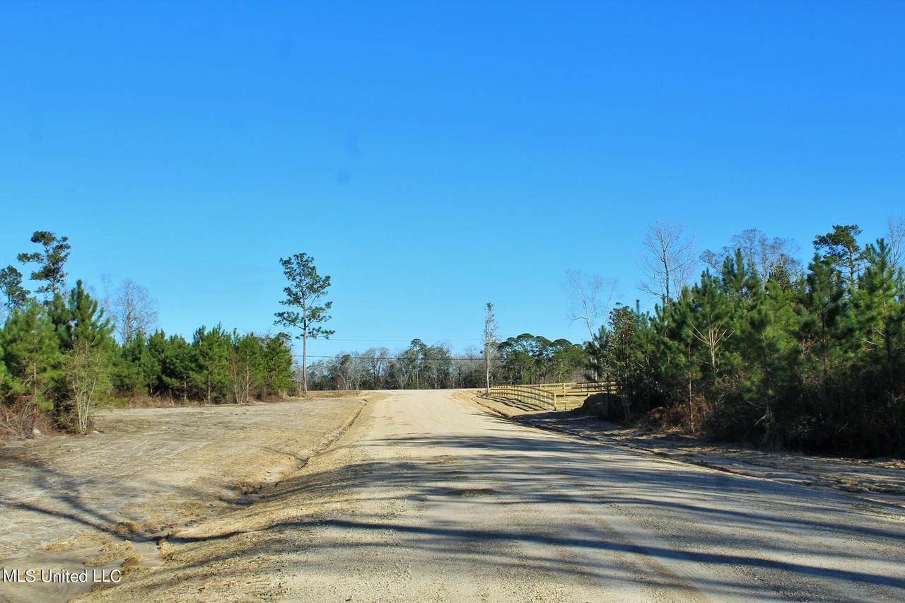 52ac Pleasant Hills Drive - Photo 1