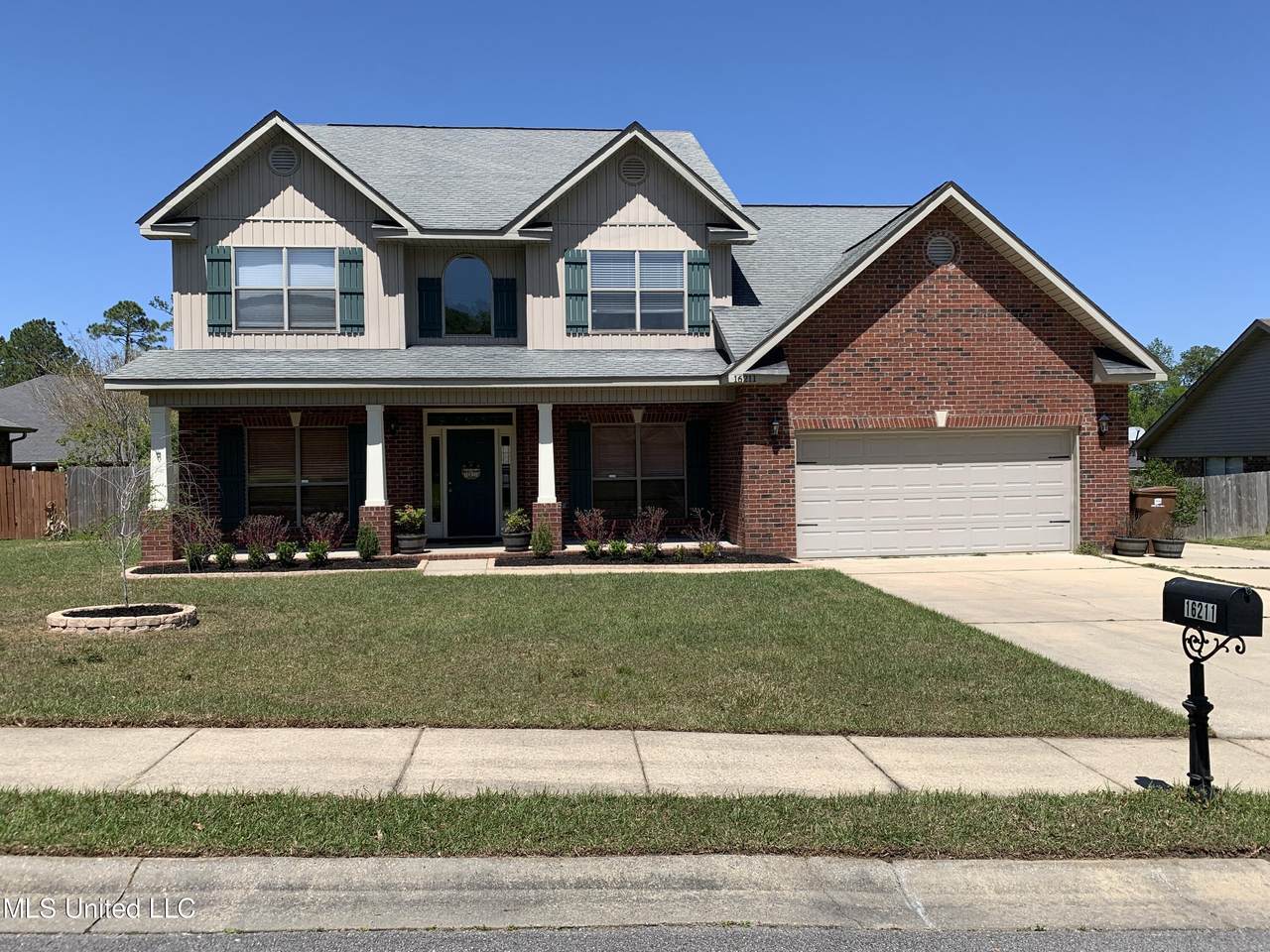 16211 Walker Farm Lane - Photo 1