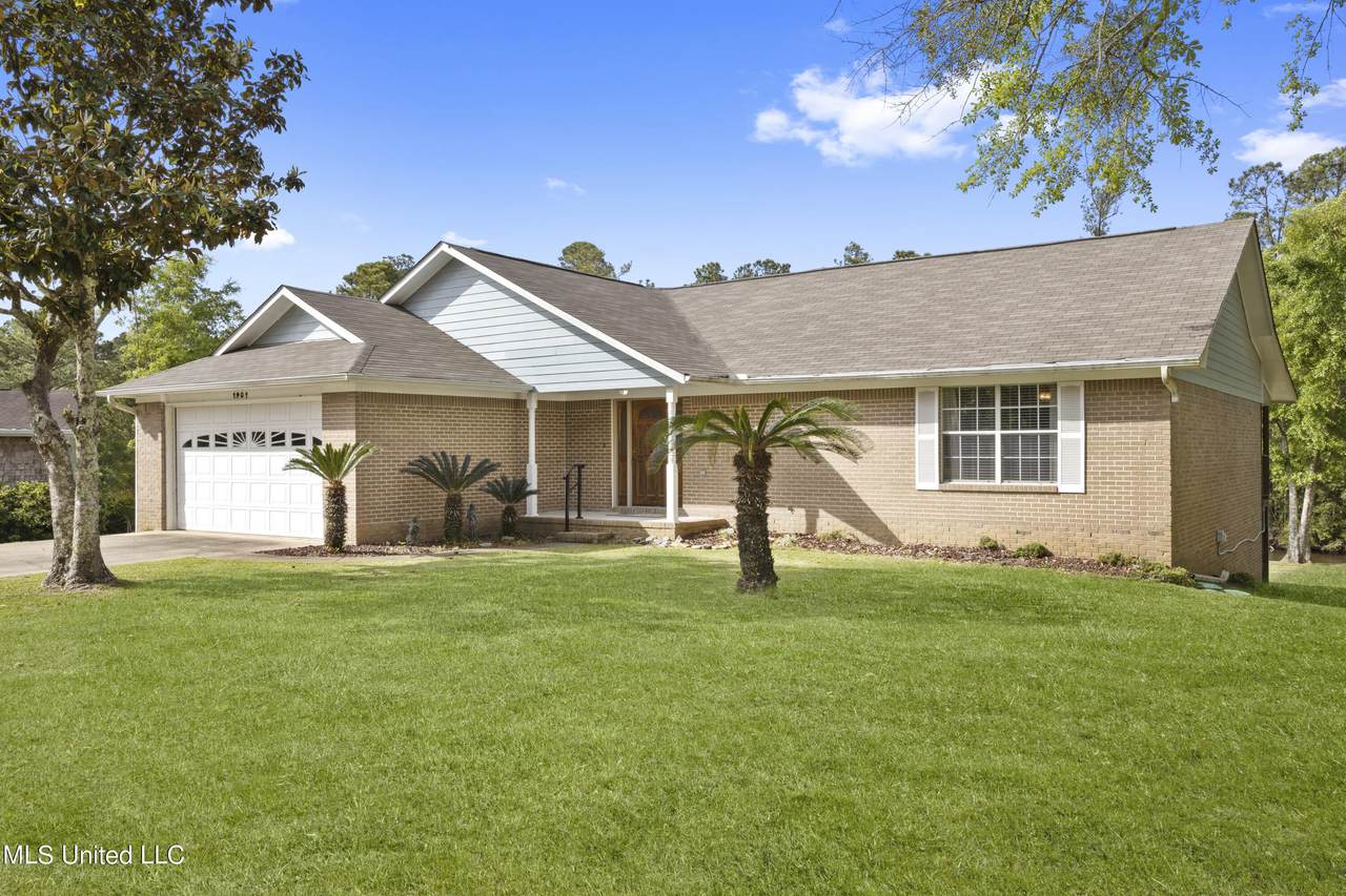 1901 Sea Gull Lane - Photo 1