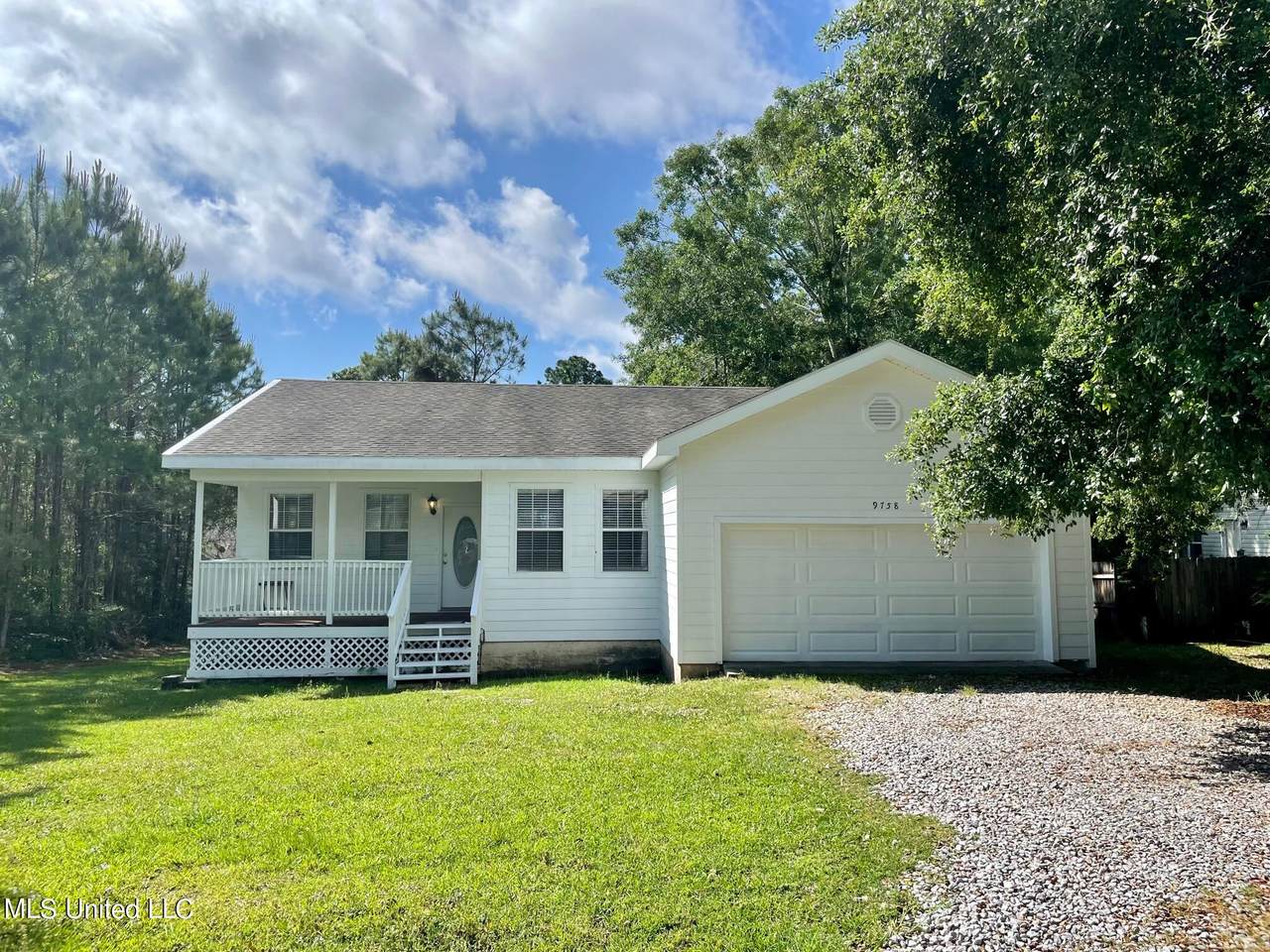 9758 Limu Way - Photo 1