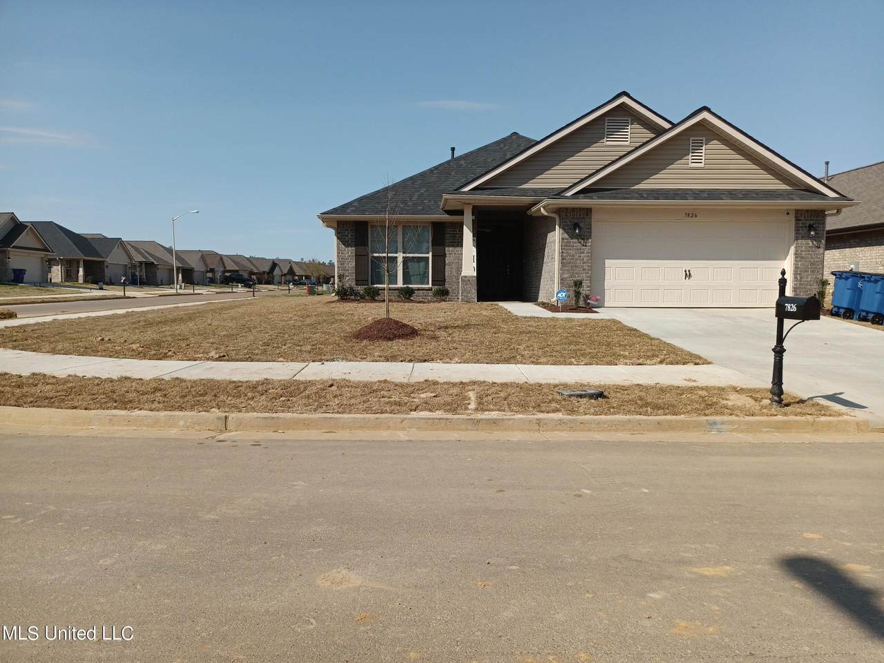7905 Ferndale Drive - Photo 1