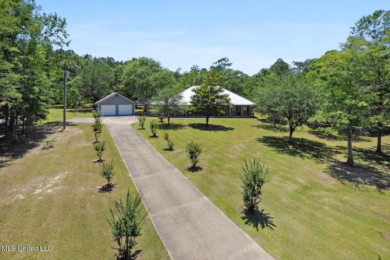 3112 Holden Drive - Photo 1