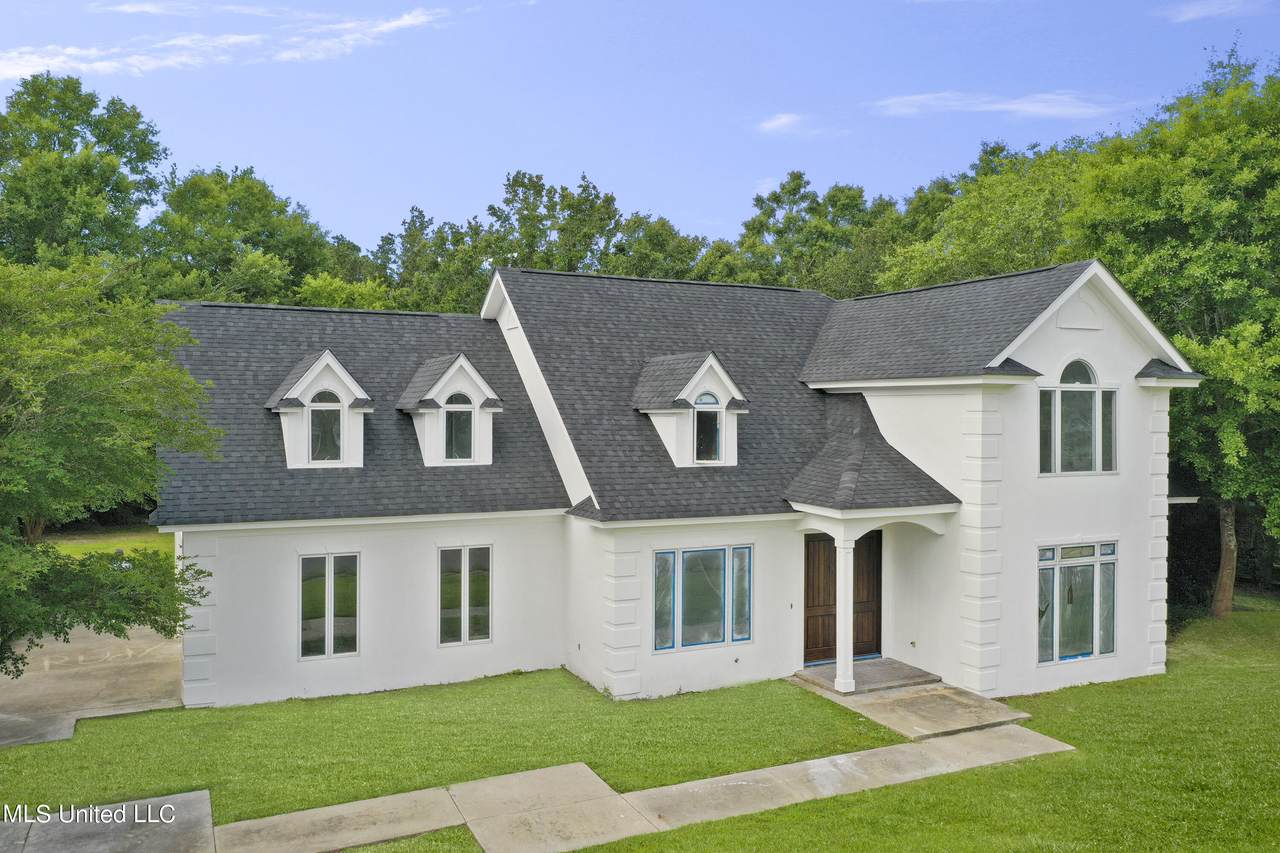 4022 Dunsinane Street - Photo 1