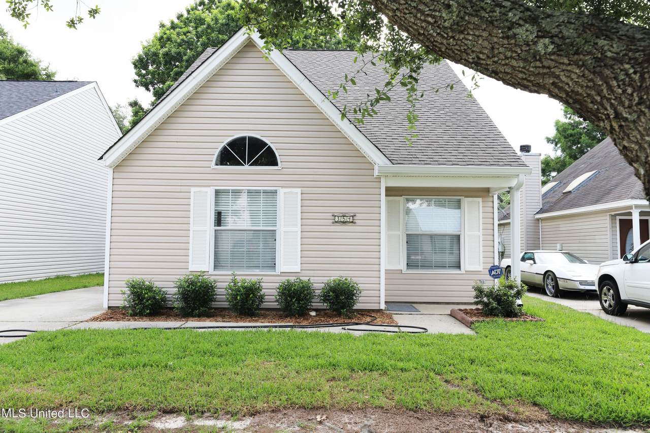 354 Bells Ferry Drive - Photo 1