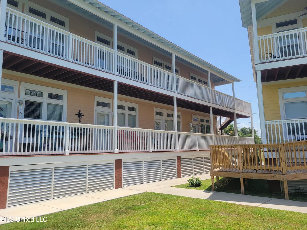1515 Beach Boulevard - Photo 1