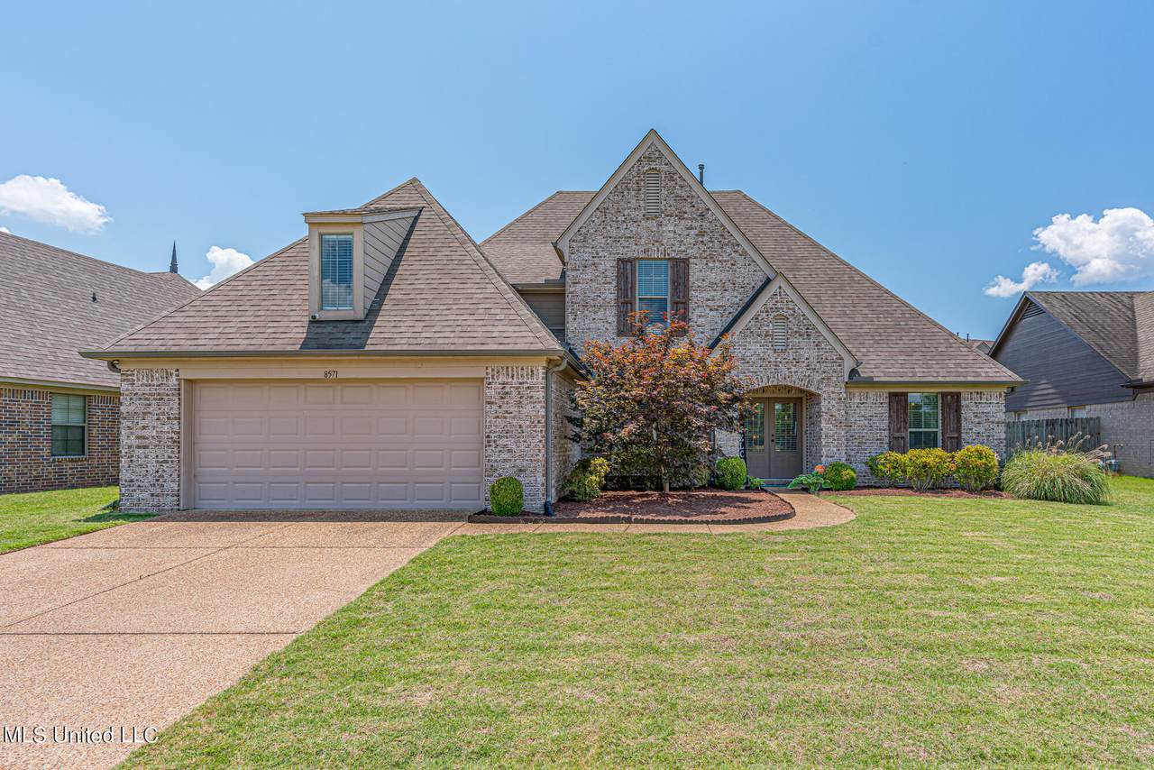 8571 Trinity Park Drive - Photo 1