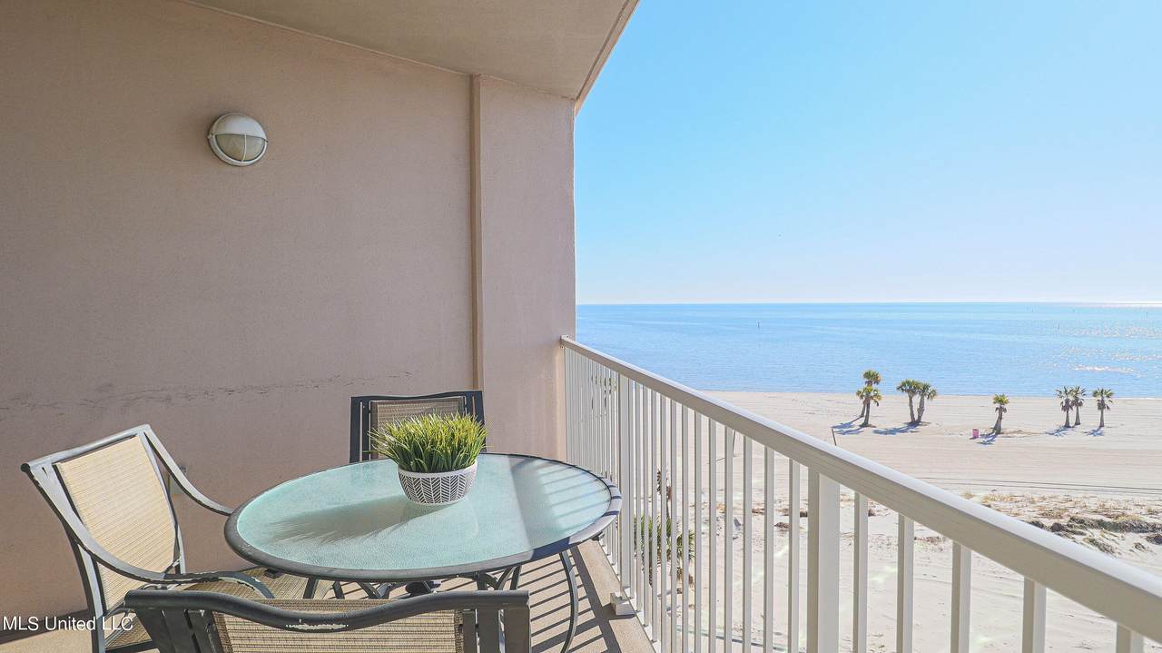 1899 Beach Boulevard - Photo 1