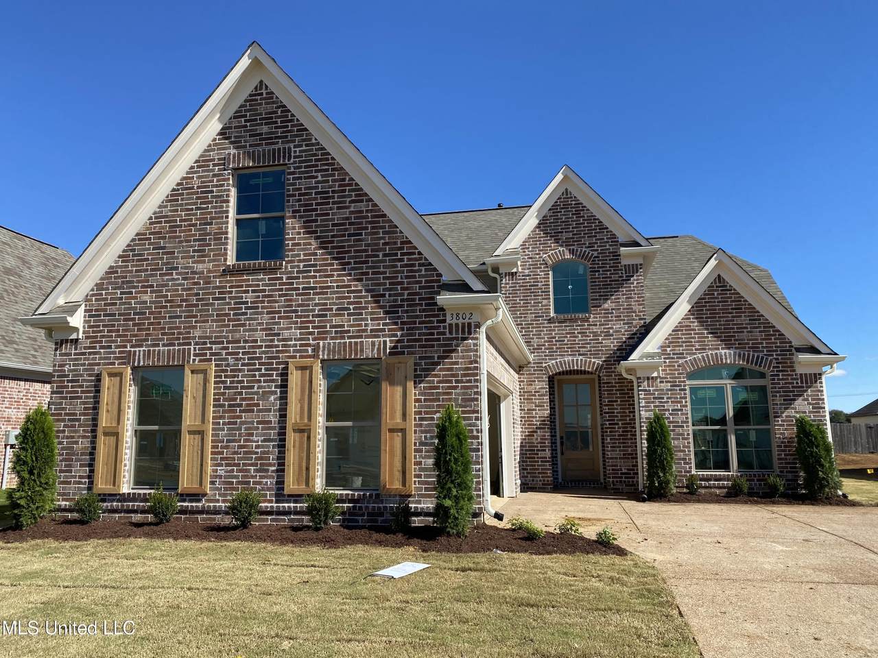 3816 Roland Drive - Photo 1