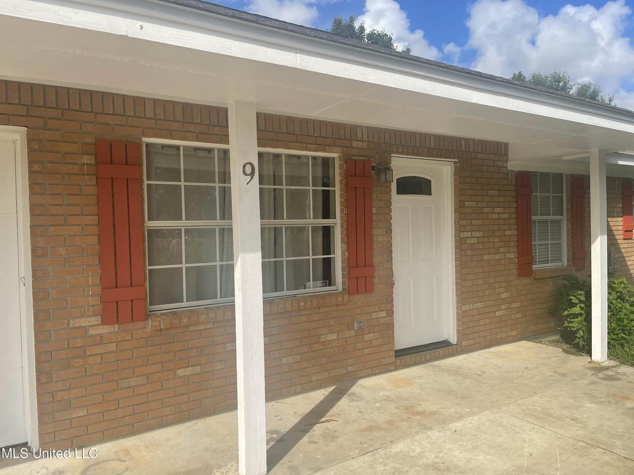 9 Bandywood Court - Photo 1