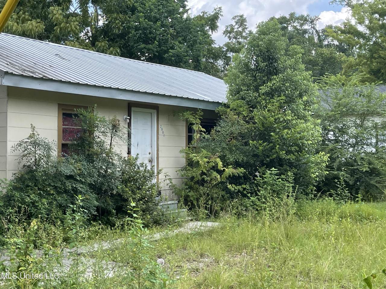 2801 Gulf Avenue - Photo 1