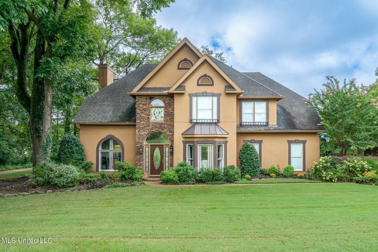 9327 Laurel Hill - Photo 1