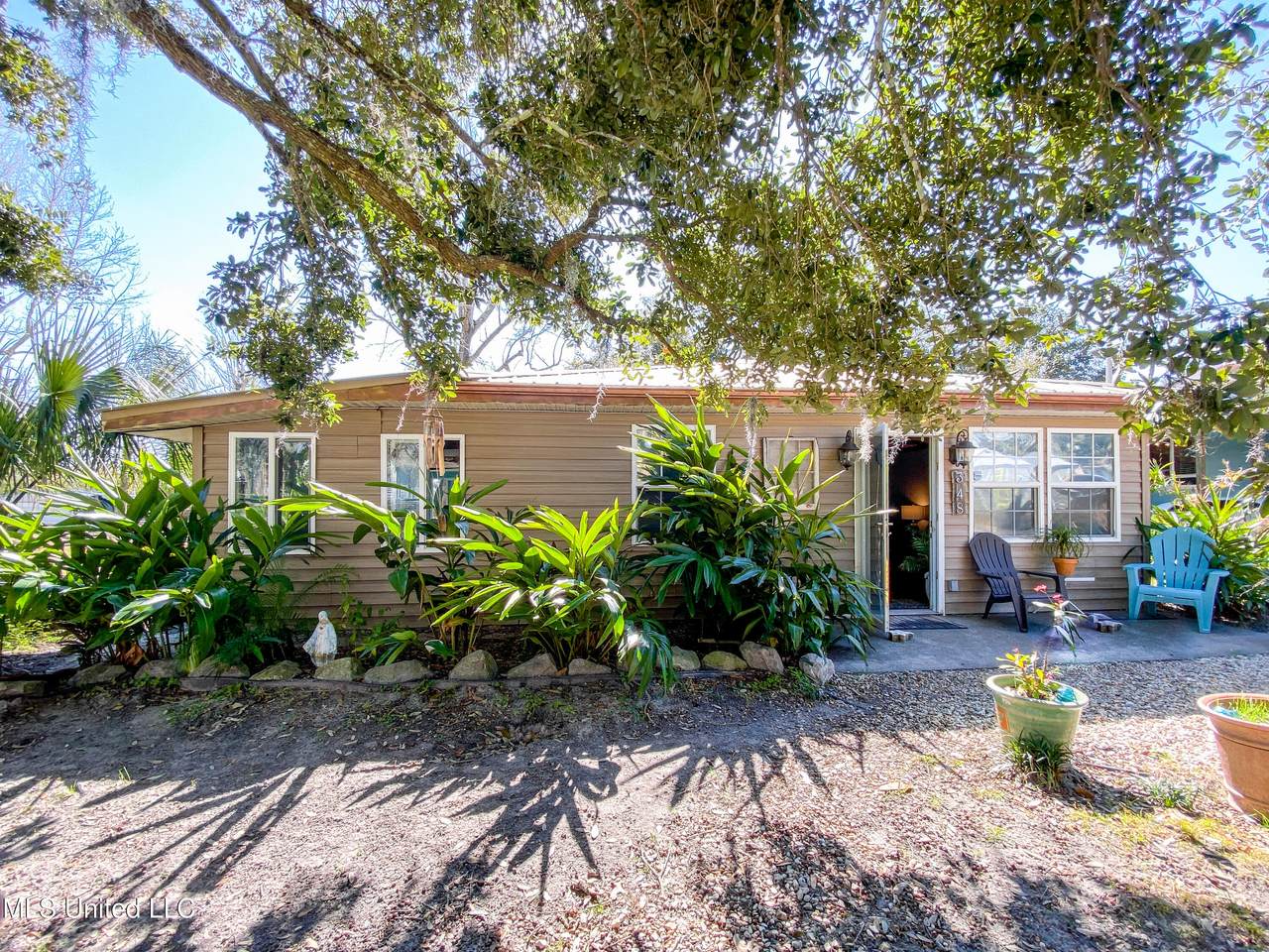 348 Ballentine Street - Photo 1