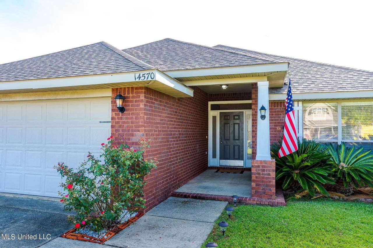 14570 Canal Crossing Boulevard - Photo 1