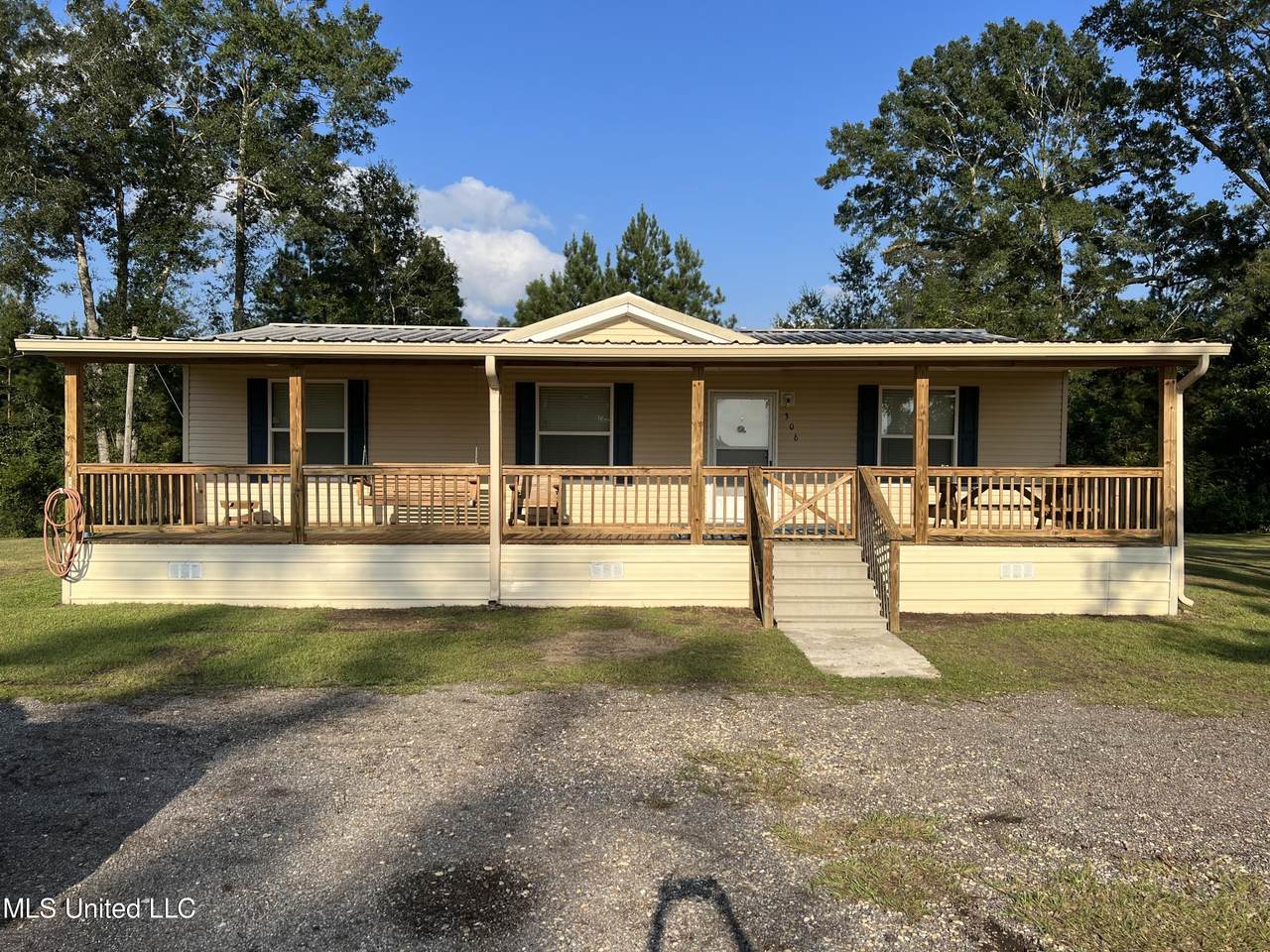 306 Flint Creek Road - Photo 1