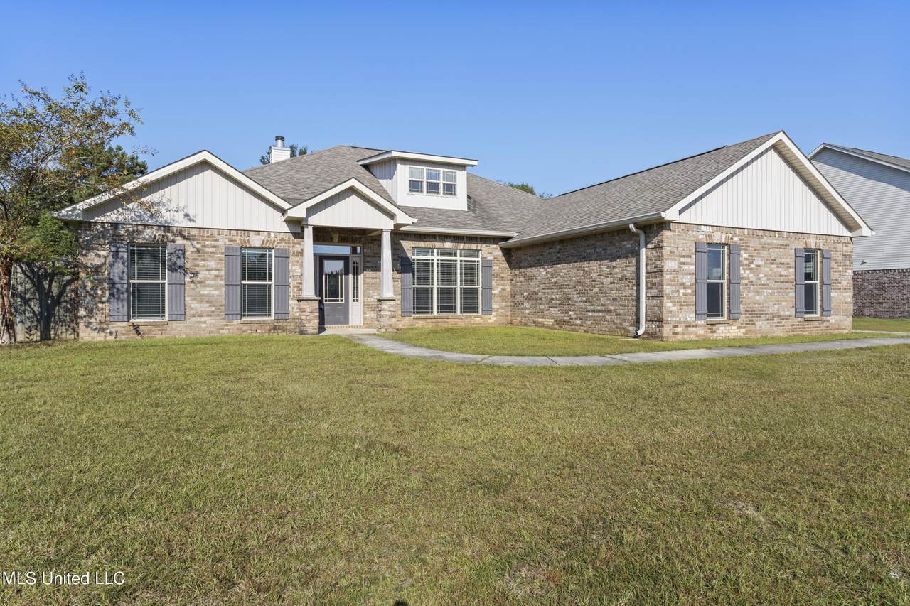 12113 Sargent Cherry Drive - Photo 1