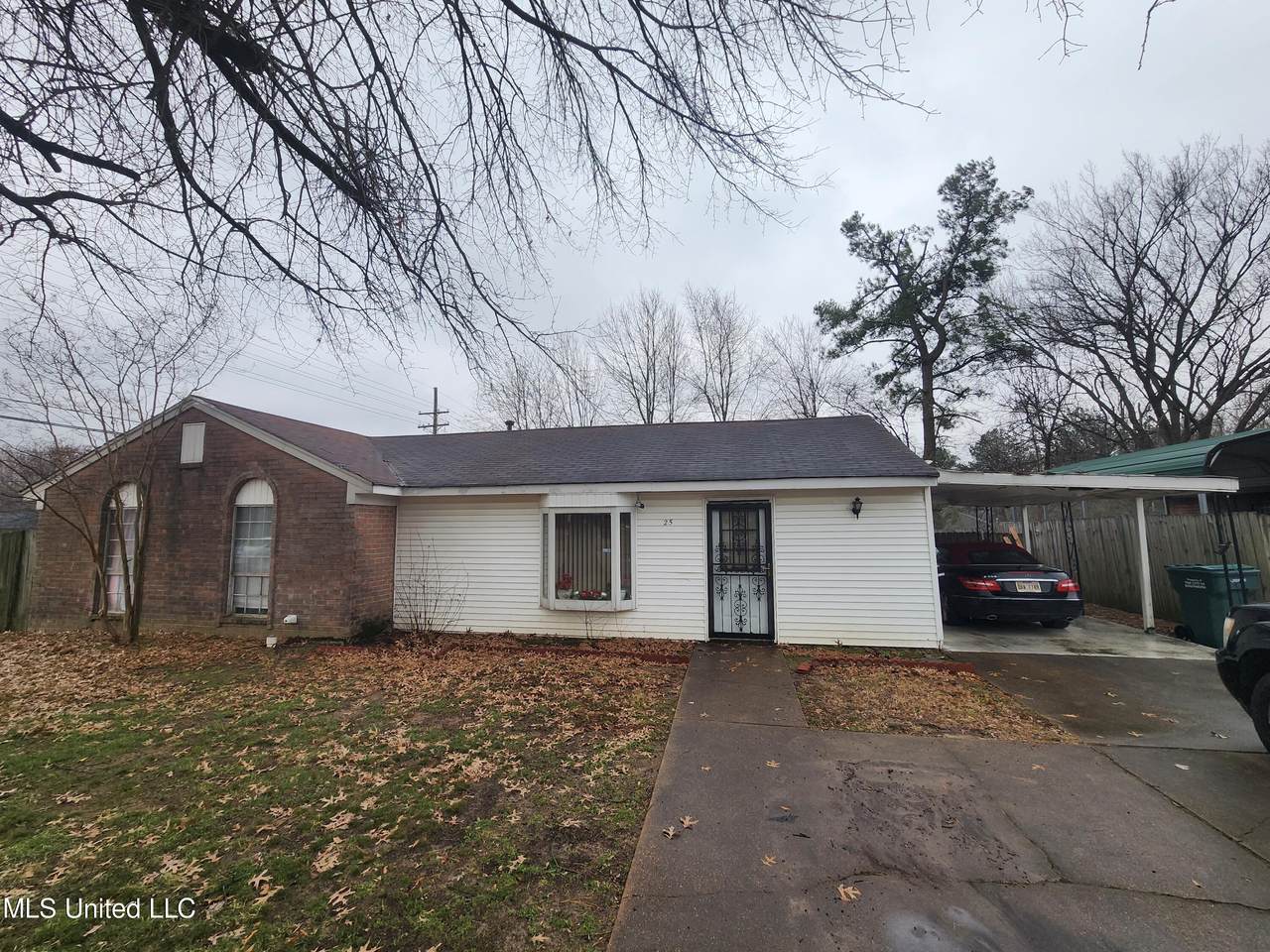 25 Hillbrook Drive - Photo 1